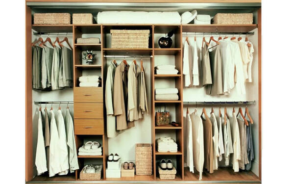 sắp xếp quần áo trong tủ